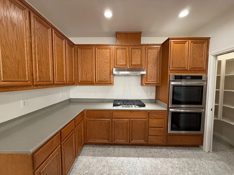 1836 Encina Ave — Photo 22