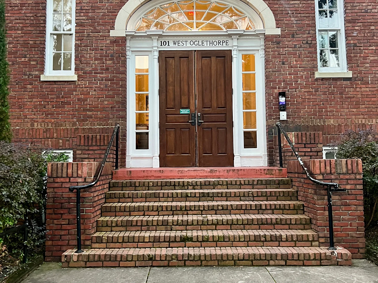 2 bed, 1100 sqft, $3,000 — Photo 2