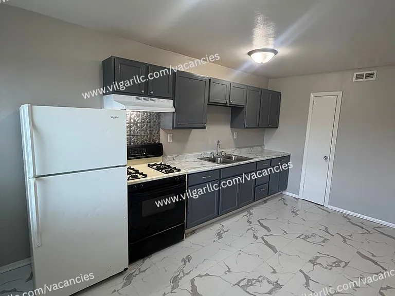 5060 Georgia St — Photo 6