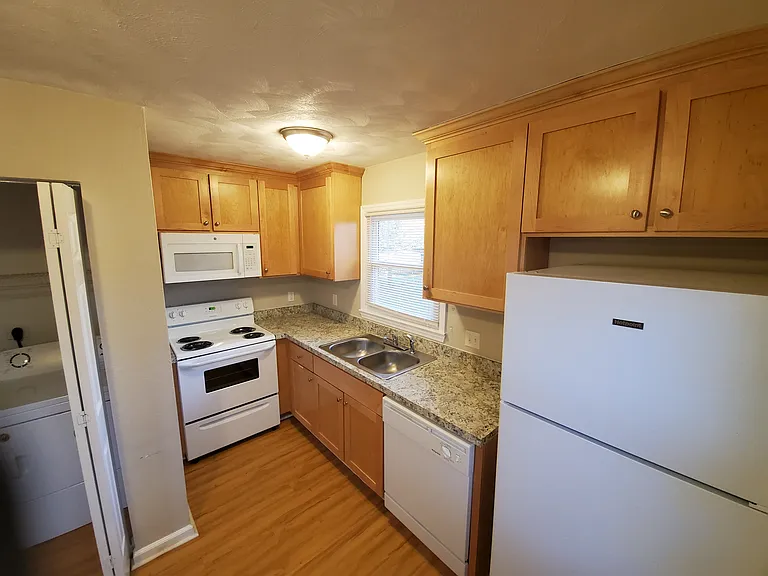 8021 Ransom Rd — Photo 8