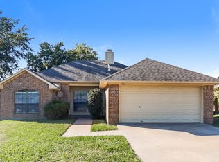 804 Brittany Dr, Denton, TX 76209