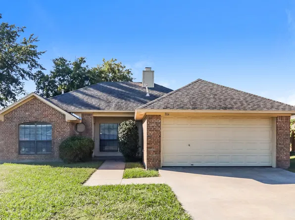 804 Brittany Dr, Denton, TX 76209