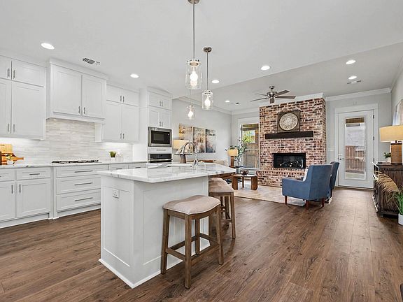 3rd image of 50 Fletcher Ridge Cir