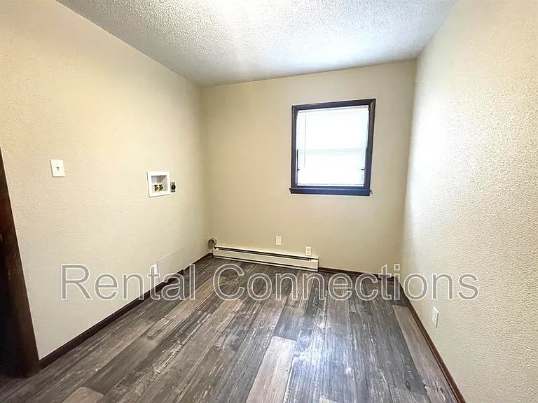 100 Parkview Ln #109-P2 — Photo 3