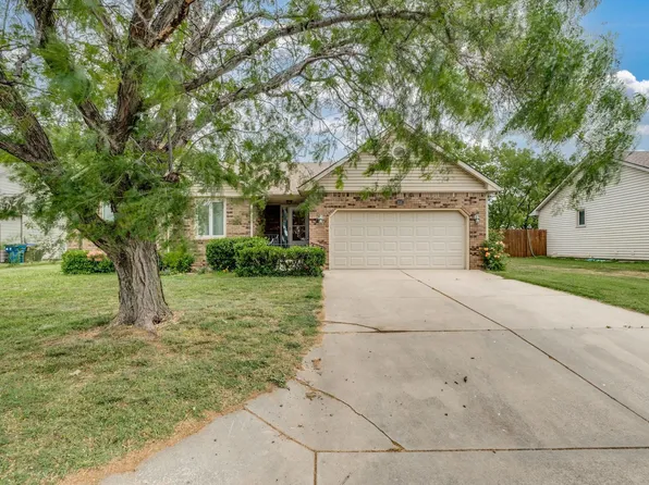 628 N Rolling Hills Ct, Clearwater, KS 67026