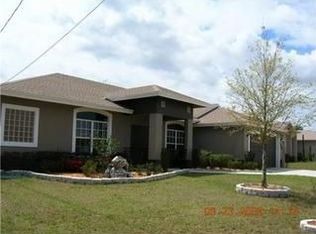 372 SW Dagget Ave, Port Saint Lucie, FL 34953