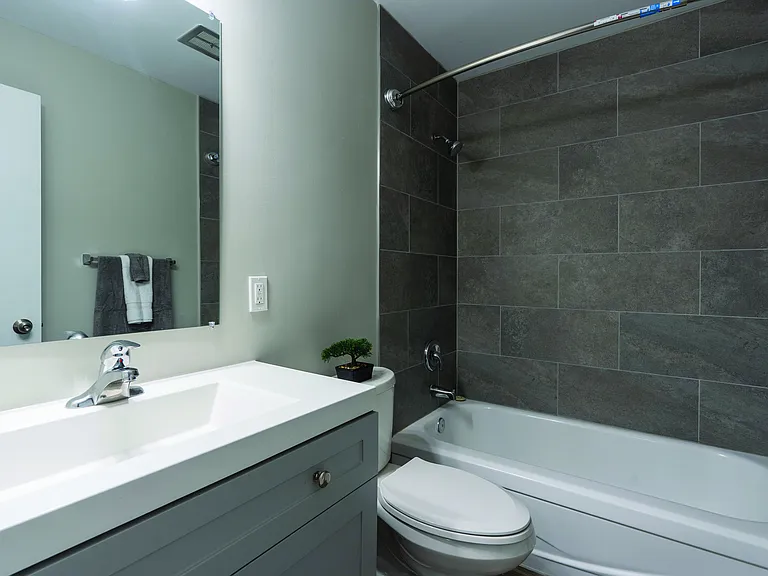 45 Walton Ave #6 — Photo 1