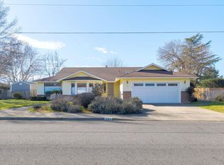 984 Mesman Dr, Grants Pass, OR 97527