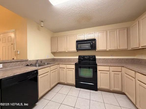 7920 Merrill Rd Unit 810, Jacksonville, FL 32277