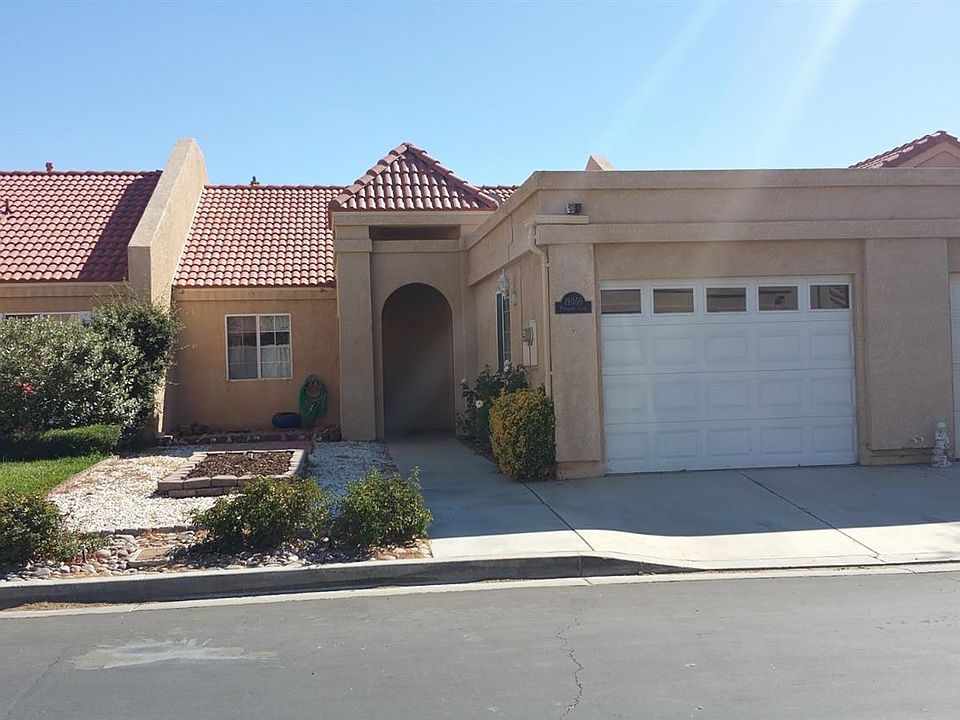 1st image of 19083 Primrose Ln