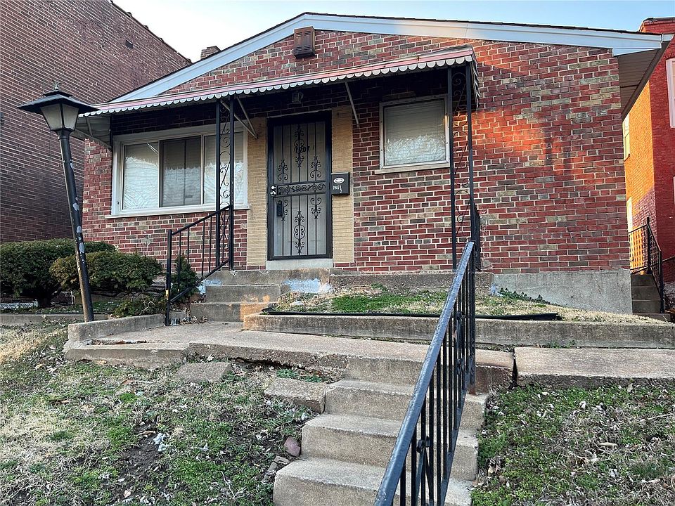1st image of 1907 Semple Ave