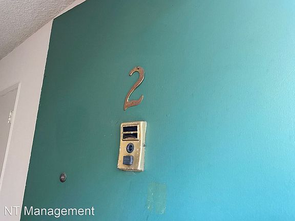 3rd image of 3359 Mentone Ave APT 2