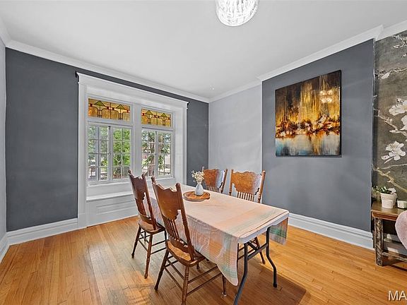 5th image of 3522 Giles Ave