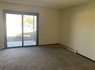 2010-2014 S Green Bay Rd #16438875, Racine, WI 53406