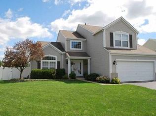 224 Paradise Pkwy, Oswego, IL 60543