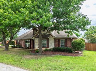 604 Willard Hall St, Leonard, TX 75452