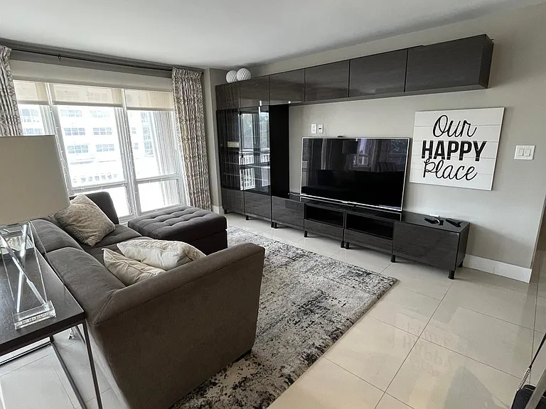133 N Pompano Beach Blvd #211 — Photo 2