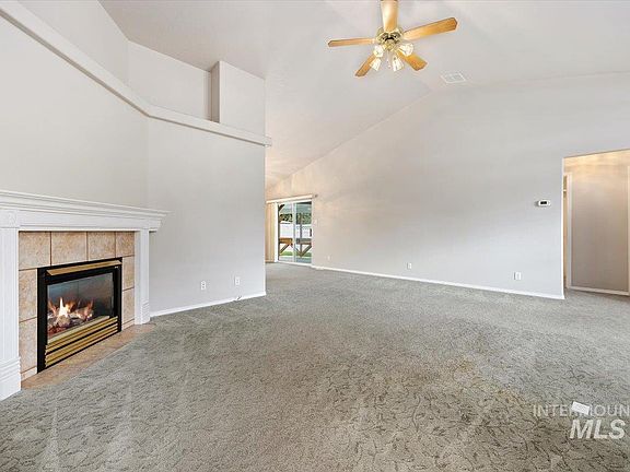 3rd image of 363 Whispering Pine Dr