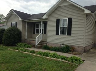 222 Maplewood Ln, Albertville, AL 35950