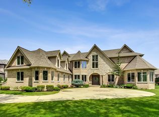 685 Helen Dr, Northbrook, IL 60062