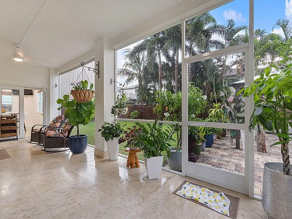 5th image of 15580 SW 176TH Terrace