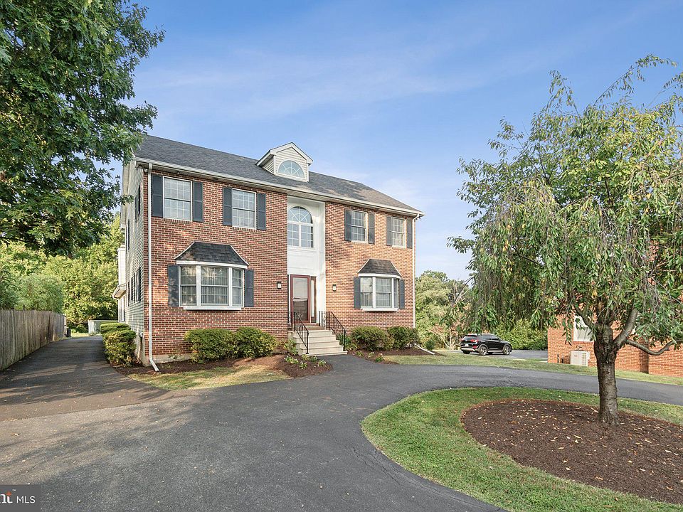 1st image of 10237 Nolan Dr