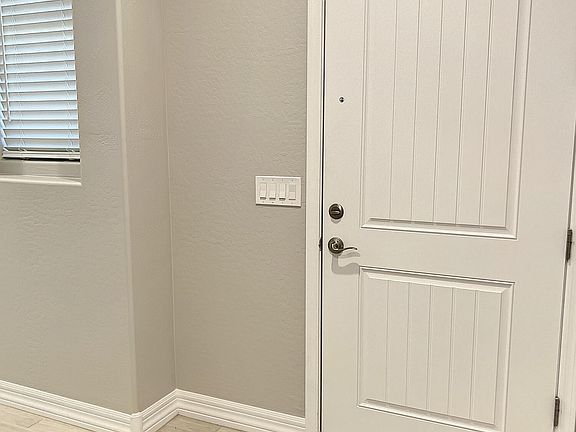 5th image of 13674 W SANDRIDGE Drive