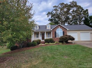 2026 Sugar Maple Ln, Conover, NC 28613