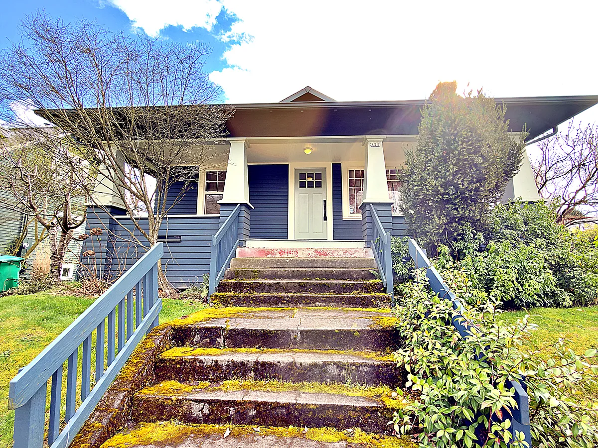 Building Photo - 858 N Stafford St
