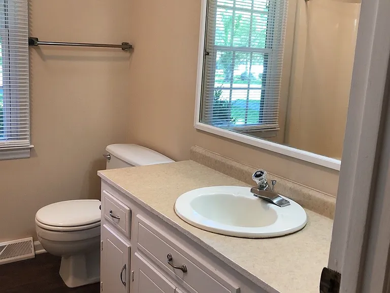 2260 Terrell Pl — Photo 20