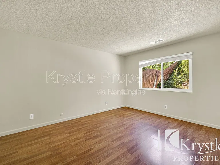 115 Daffodil Cir — Photo 16