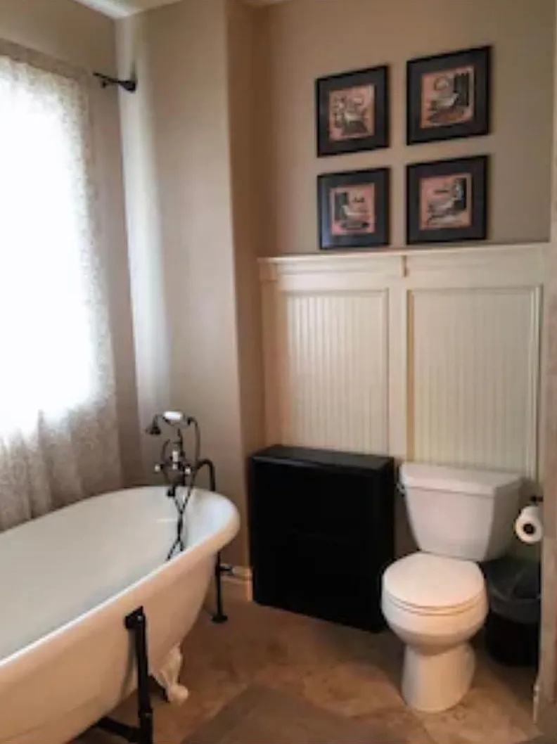 4100 Steeplechase Ln — Photo 2