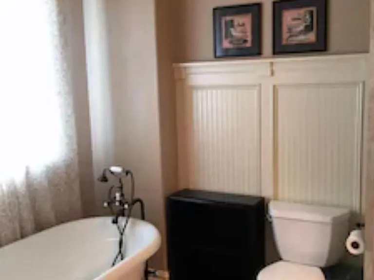 4100 Steeplechase Ln — Photo 2