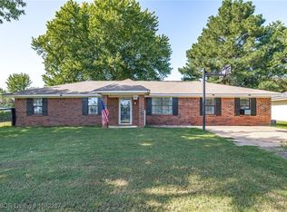 121 Shady Ln, Roland, OK 74954