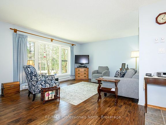 2nd image of 224 Stephenson Rd