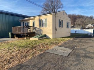 38 5th Street, Hillburn, NY 10931