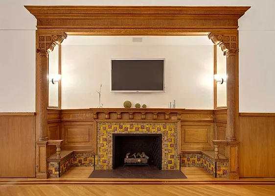 Sold by ROOM Real Estate | media 10