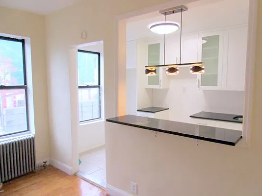 Rented by Uptown Flats LLC | media 10