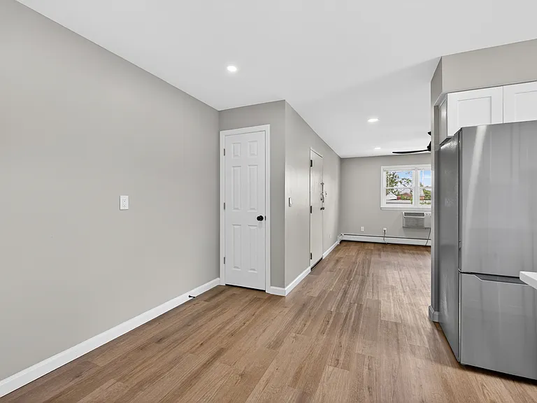 52 Naples Ave #5LL — Photo 5