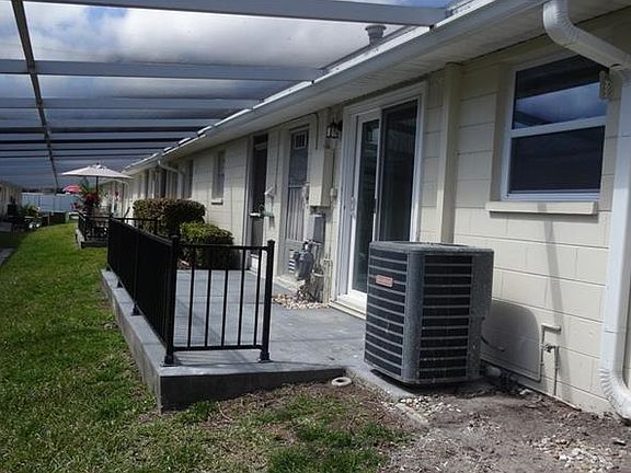 4th image of 12400 Park Blvd APT 218