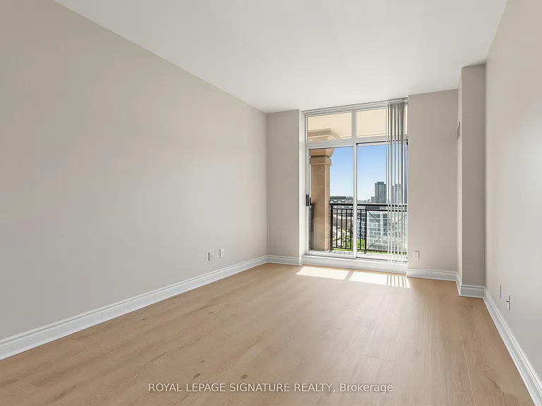 1105 Leslie St #1408 — Photo 4