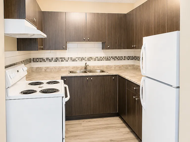 5002 Black Gold Dr — Photo 3