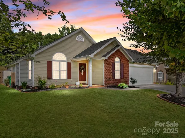 6019 Patricia Ryan Dr, Charlotte, NC 28216