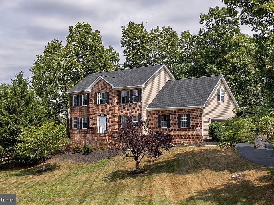1st image of 228 Mill Race Dr