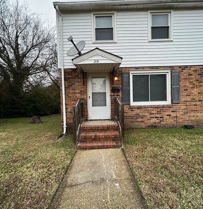 1st image of 231 Edison Ave Unit 231