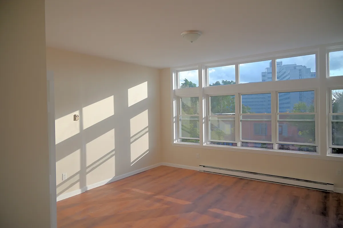 Building Photo - 31 Ellingwood St #31