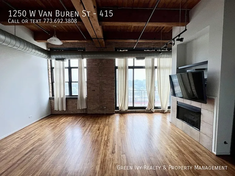 1250 W Van Buren St #415 — Photo 2