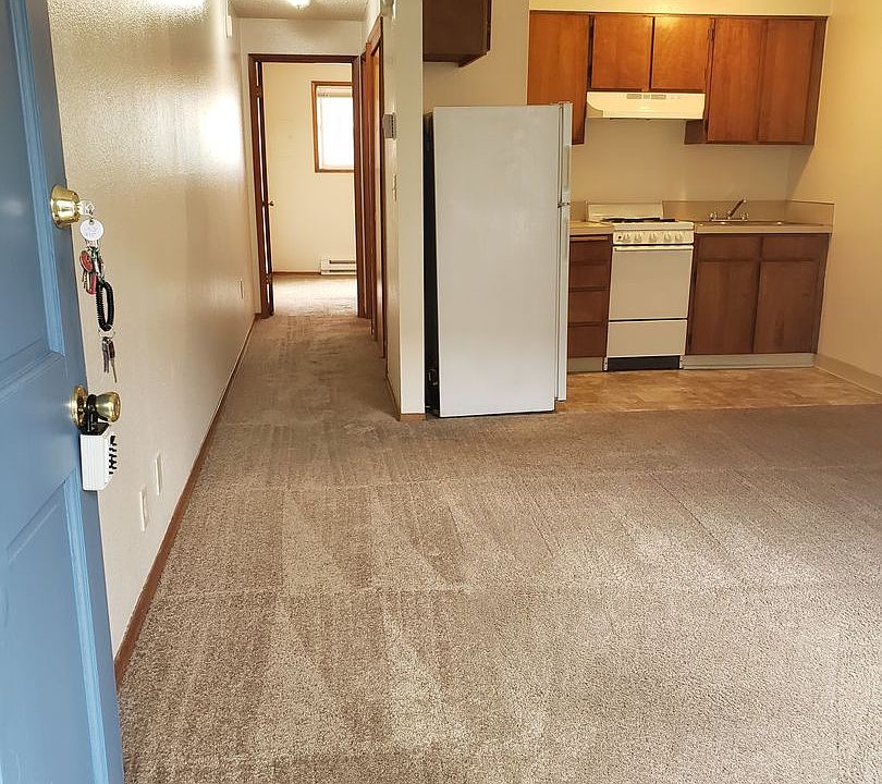 1st image of 1712 E Fourth Plain Blvd #12