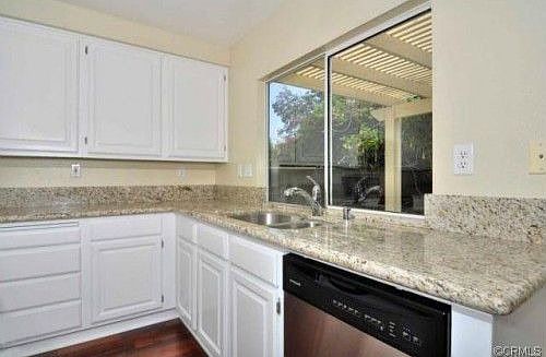 5th image of 14798 Maplewood Dr