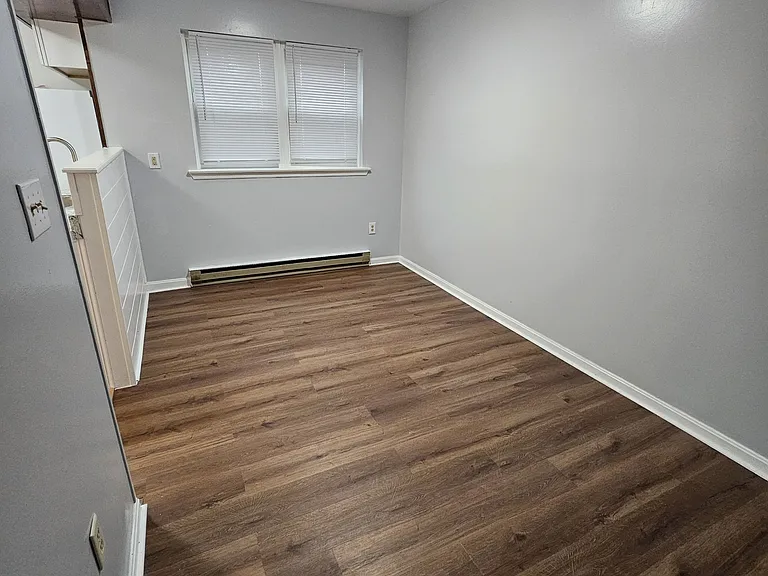 450 Garland Cir — Photo 5